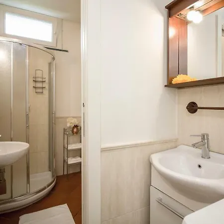 La Torre House By Tuscanywego *